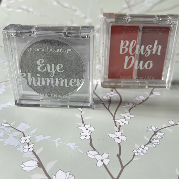 Eye Shimmer & Blush Duo Small palettes  by groovi beauty Bundled. New and sealed - Picture 6 of 6